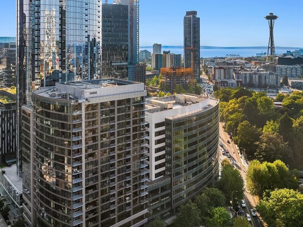 820 Blanchard Street 803, Seattle WA 98121
