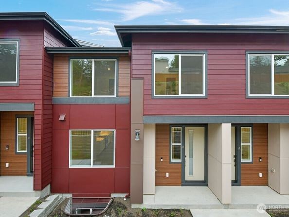 13216 NE 127th Court B, Kirkland WA 98034