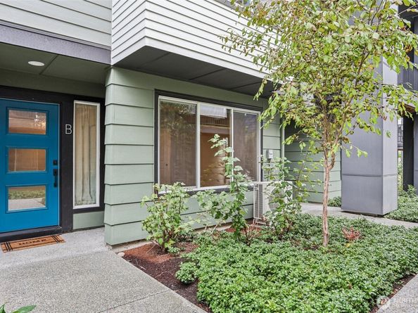 610 237th Place SE B, Bothell WA 98021