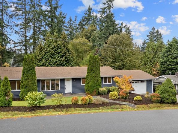 15505 81st Avenue NE, Kenmore WA 98028