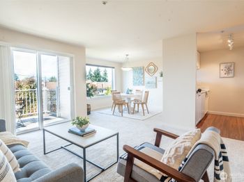 10744 Greenwood Avenue N