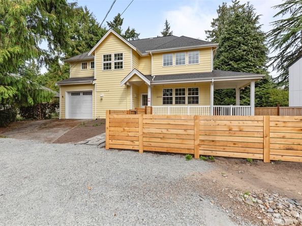 11300 Goodwin Way NE, Seattle WA 98125