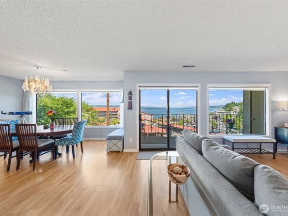 28313 Redondo Way S 102, Des Moines WA 98198