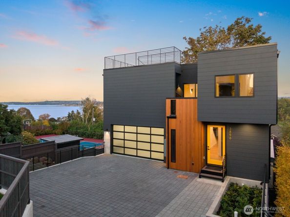 3856 Cascadia Avenue S, Seattle WA 98118