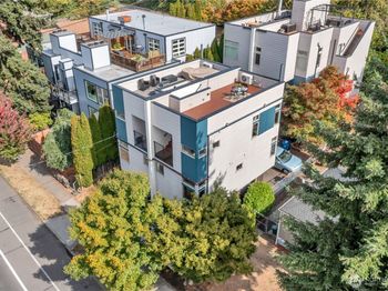 5008 Fauntleroy Way SW