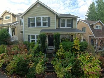 36703 SE Gravenstein Court