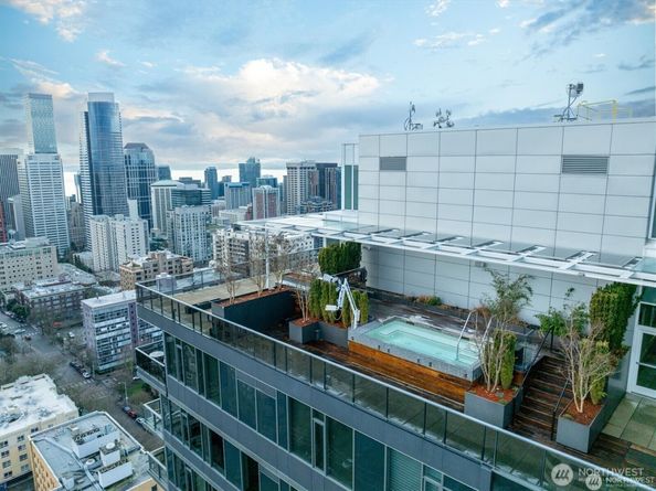 1321 Seneca Street 401, Seattle WA 98101