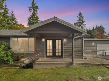 8211 Mukilteo Speedway