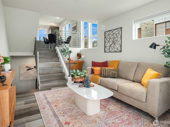 6251 8th Avenue NW, Seattle WA 98107