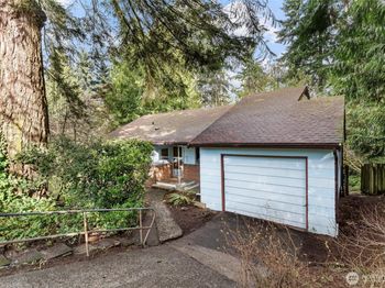 13758 Palatine Avenue N