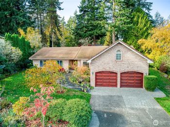 7810 175th Street SW