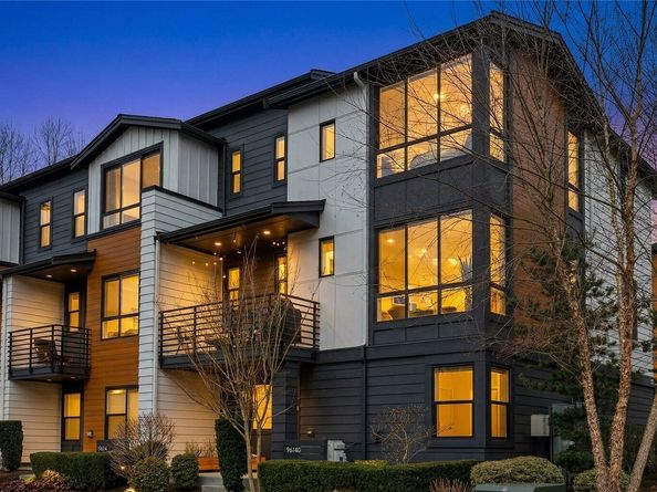 9614 NE 183rd Street D, Bothell WA 98011