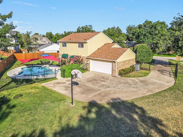 1810  Teton Drive , Grapevine Texas 76051