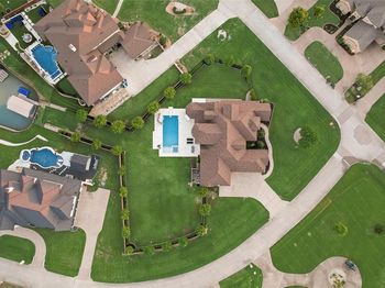 12524  Lake Shore Court N