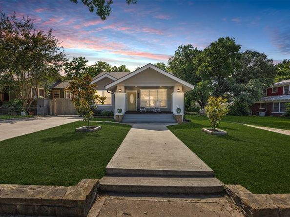 3208  Travis Avenue , Fort Worth Texas 76110