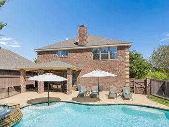 5540  La Bandera Trail 