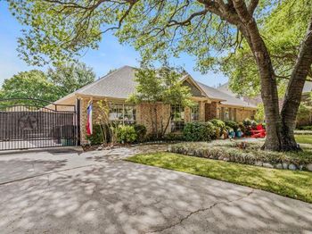 5017  River Bluff Drive 