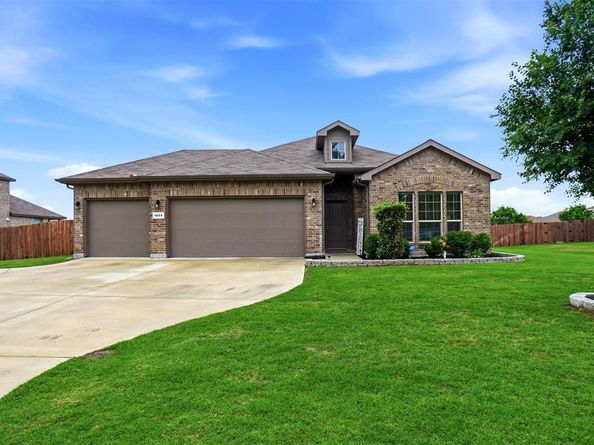 1004  Kimbrough Road , Azle Texas 76020