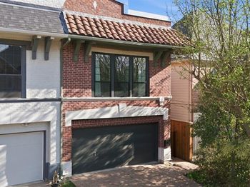 5004  Mission Avenue 