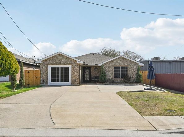720  Calumet Avenue , Cockrell Hill Texas 75211
