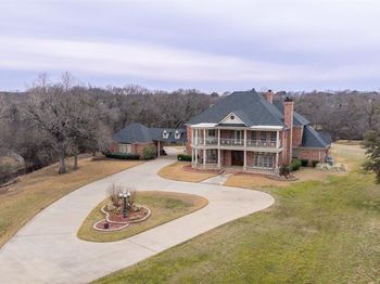 207  Oakridge Trail 