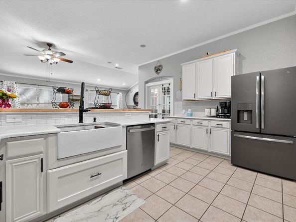617  Bent Oak Drive , Fort Worth Texas 76131