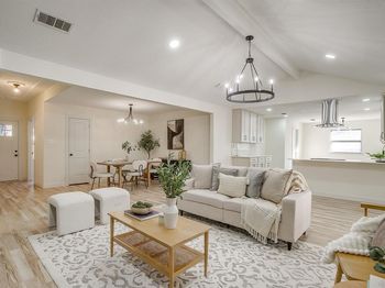 2421  Meadow View 