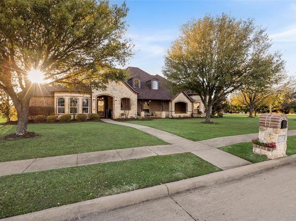 228  Crystal Court , Heath Texas 75032