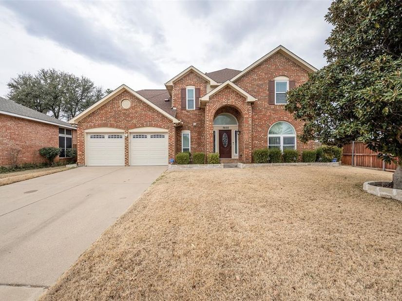 7600  Greengage Drive , Fort Worth Texas 76133