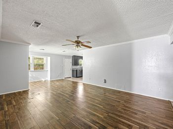 606  Circleview Drive 