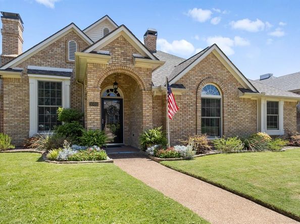 1000  Murl Drive , Irving Texas 75062