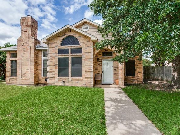 805  Brockden Drive , Mesquite Texas 75149