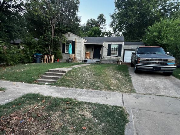 1208 E Jessamine Street , Fort Worth Texas 76104