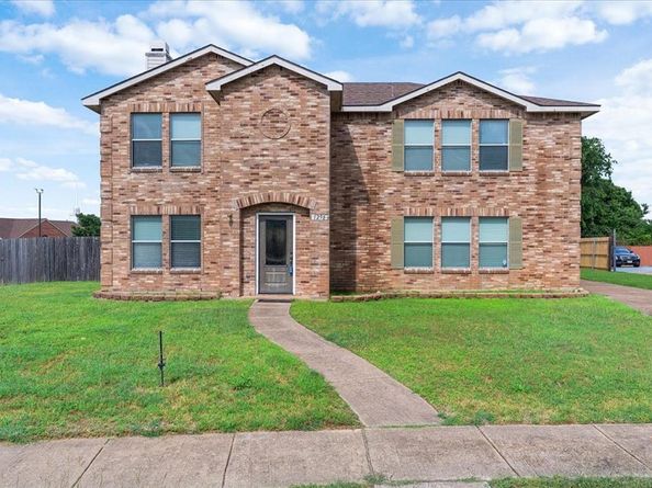 1298  Longleaf Drive , Cedar Hill Texas 75104