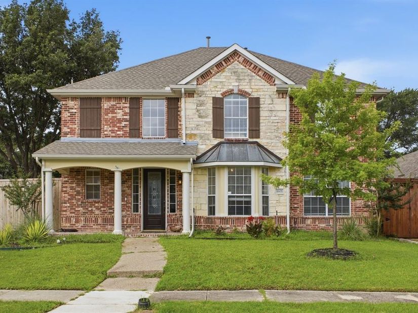 1605  Hawkins Court , Carrollton Texas 75010