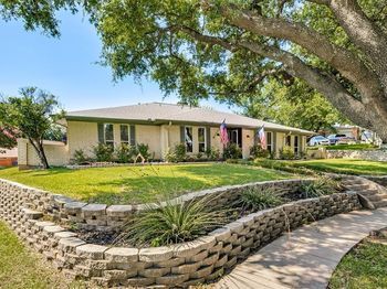 3217  Colonel Circle 