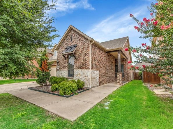 1622  Grove Park Place , Garland Texas 75040