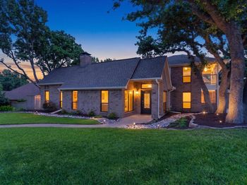 1515  Mission Hills Lane 