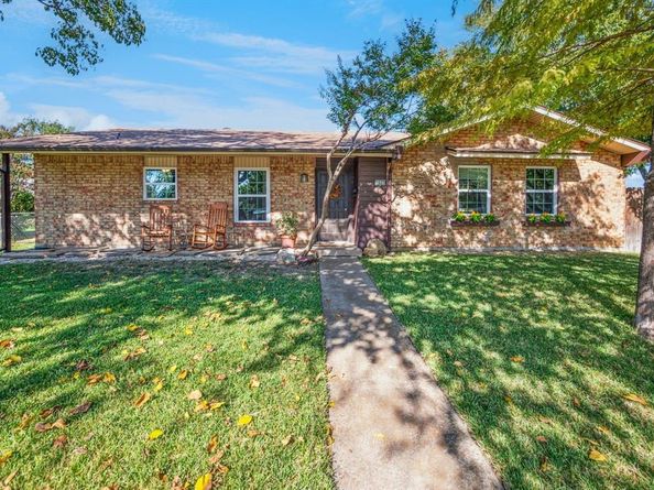 1605  San Antonio Lane , Garland Texas 75042