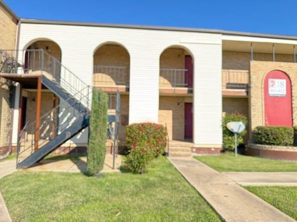 6000  Westridge Lane  802, Fort Worth Texas 76116