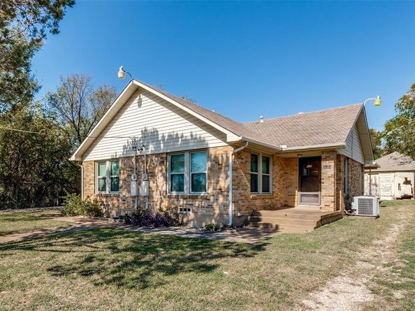 4501-4503  Highview Street , Cockrell Hill Texas 75211