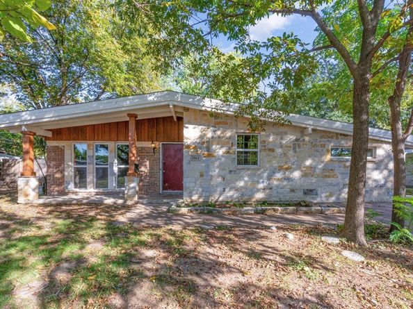 1912 S Harvard Street , Irving Texas 75061