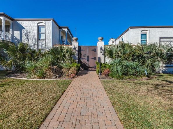 5911 E University Boulevard  104, Dallas Texas 75206