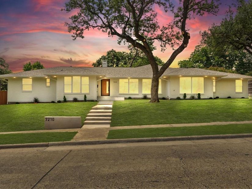 7210  Baxtershire Drive , Dallas Texas 75230