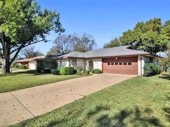 4108  Alicante Avenue , Fort Worth Texas 76133