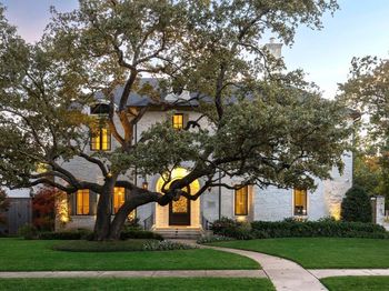 3319  Cornell Avenue 