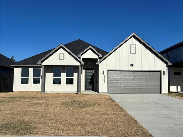 2403  Gooch Street , Dallas Texas 75241