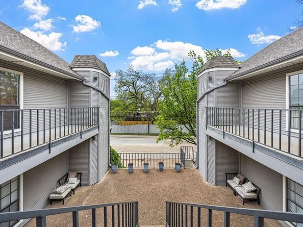 218 N Beacon Street  108, Dallas Texas 75214