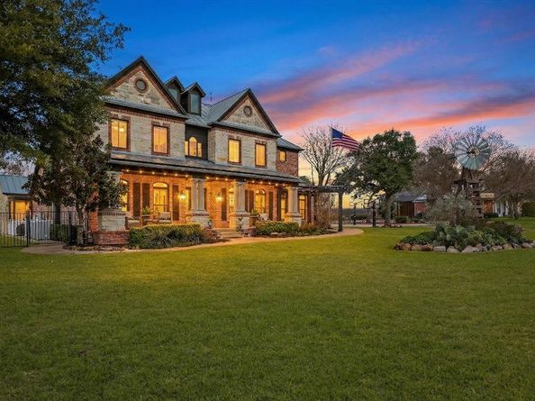 264  Equestrian Drive , Rockwall Texas 75032