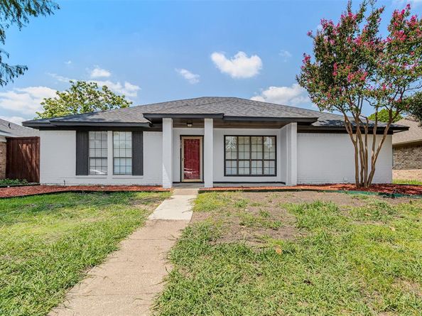 202 E Schreiber Street , Garland Texas 75040